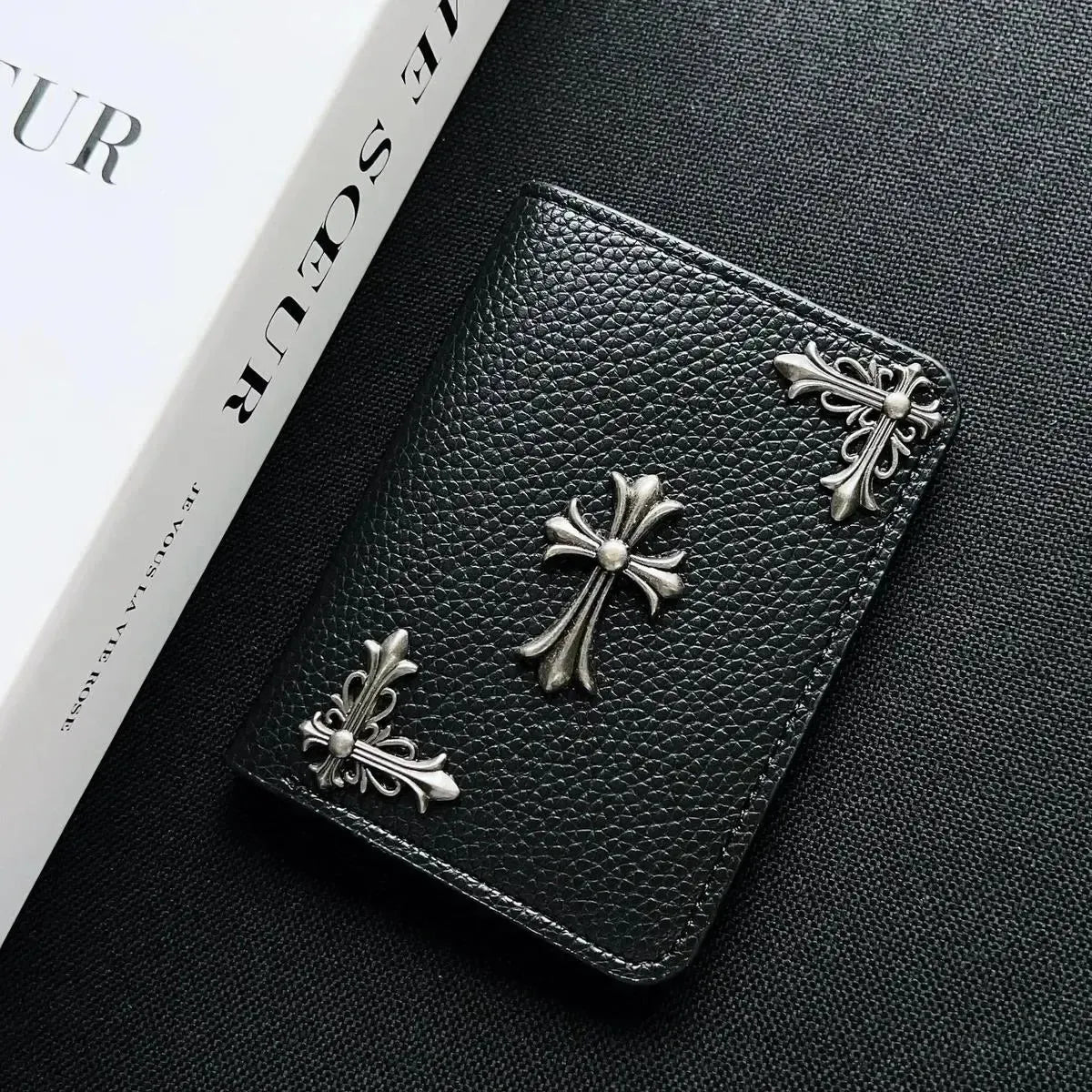 LEATHER EMBOSSED WALLET